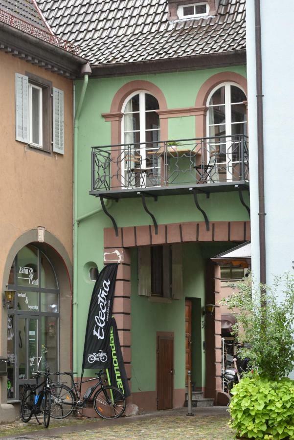 Ferienwohnung Im Historischen Stadttor ชเตาเฟิน เอม บรายสเกา ภายนอก รูปภาพ